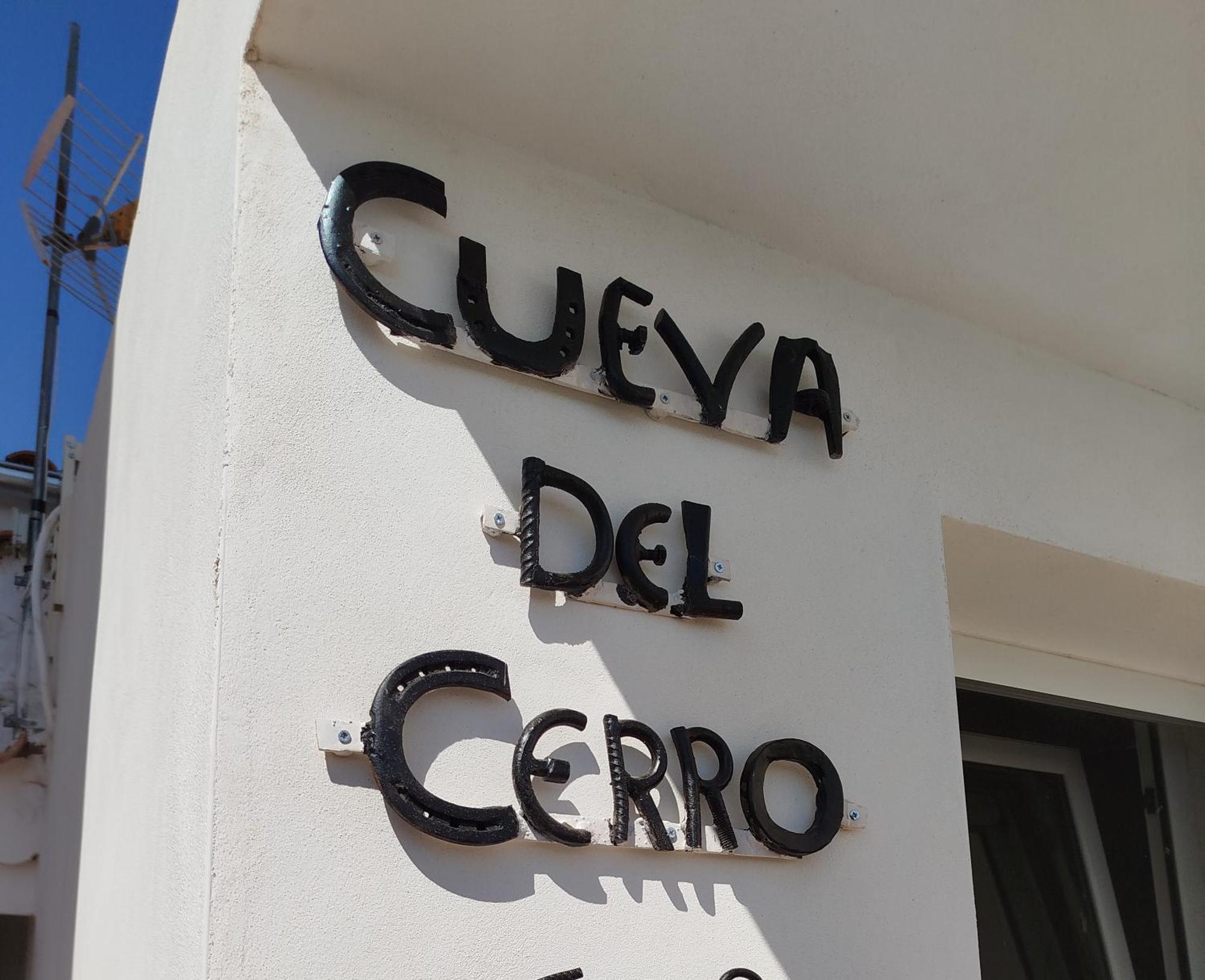 Alojamiento Rural Cueva Del Cerro Casas del Cerro Buitenkant foto
